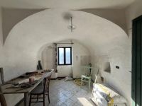 Appartamento in vendita a Chiusanico - Rif. 9103